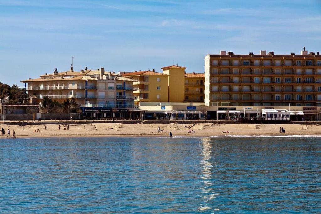 Apartamento Pie De Playa-Wifi Free L' Escala Zewnętrze zdjęcie